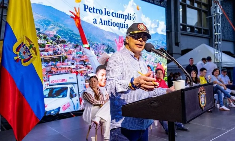 constreñimiento electoral empresas — Denuncia de Constreñimiento Electoral: 400 Empresas Bajo la Lupa en Colombia