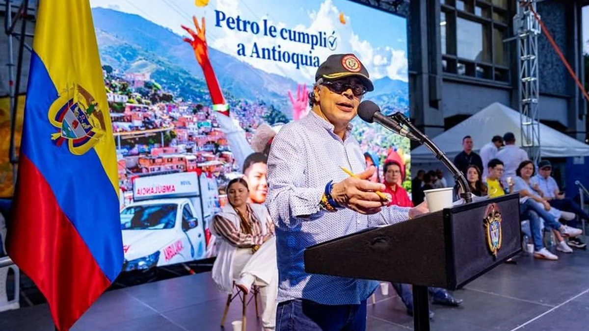 constreñimiento electoral empresas — Denuncia de Constreñimiento Electoral: 400 Empresas Bajo la Lupa en Colombia