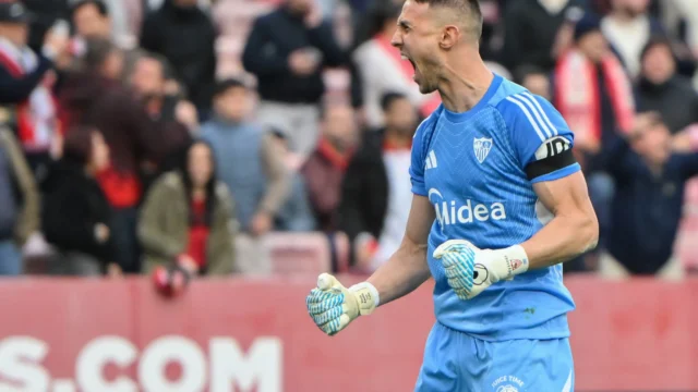 Odysseas Sevilla — Odysseas Sevilla: Portero griego asegura su permanencia para la temporada 2026-2