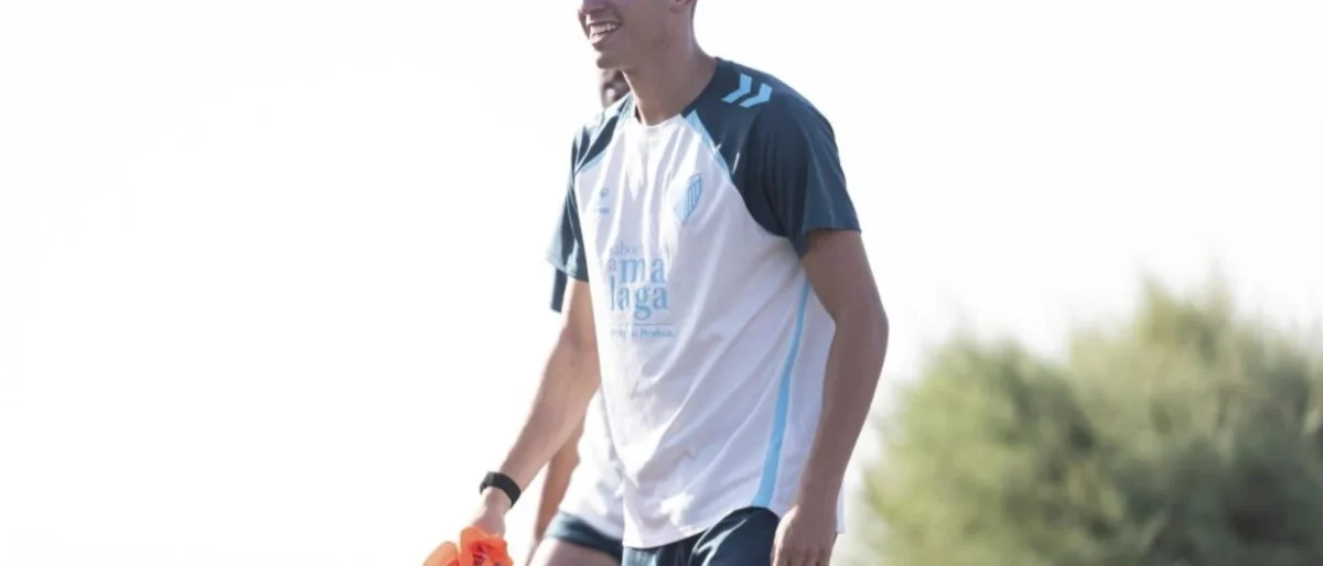 Futuro Adrián Niño — Futuro Adrián Niño: Málaga Monitorea Opción de Recompra del Atlético de Madrid
