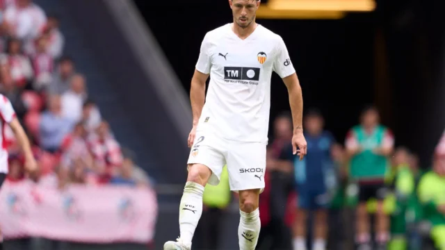Guido Rodríguez Valencia — Guido Rodríguez Valencia: Centrocampista firma nuevo contrato hasta 2028