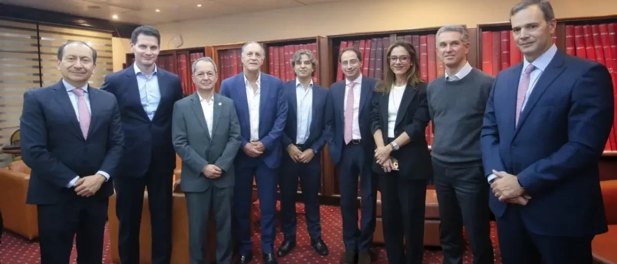 riesgo de apagón Colombia — Riesgo de Apagón Colombia: Sector Energético Alerta al Gobierno Entrante