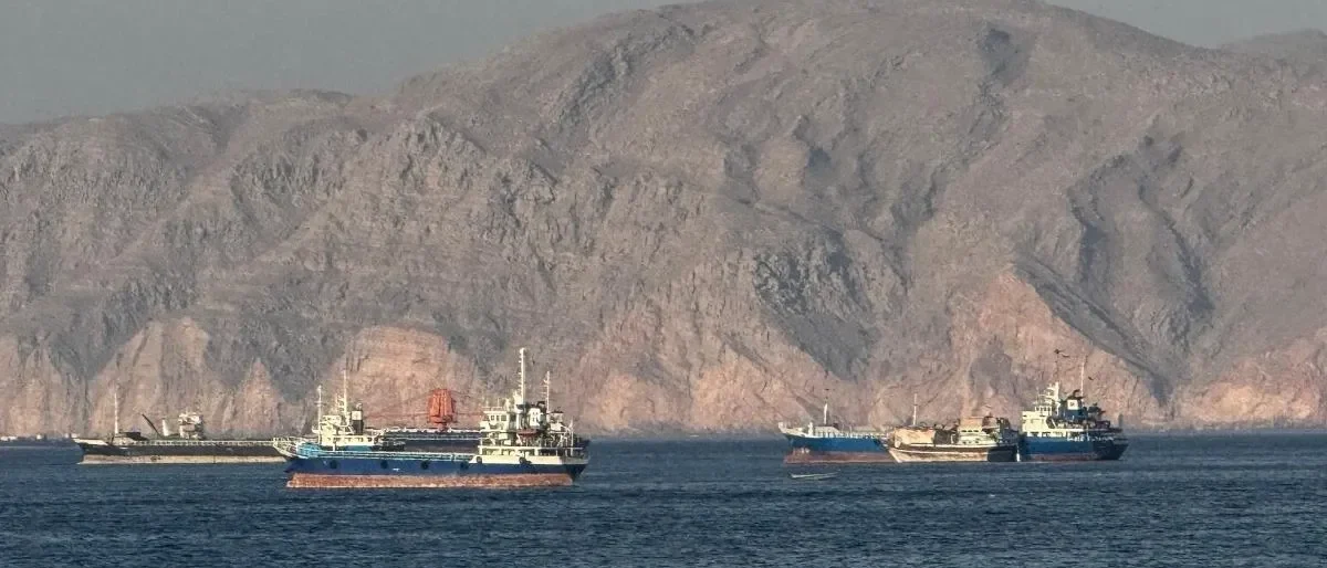 Bloqueo naval Irán — Bloqueo naval Irán: EE. UU. reanuda ataques y bloquea puertos, Teherán declara t