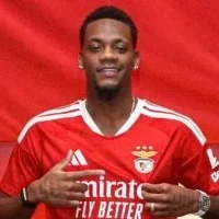 Jhon Durán Europa League — Jhon Durán Europa League: Riesgo de debut con Benfica por situación administrati