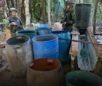 destrucción laboratorio cocaína — Ejército destruye laboratorio de cocaína con media tonelada en Putumayo