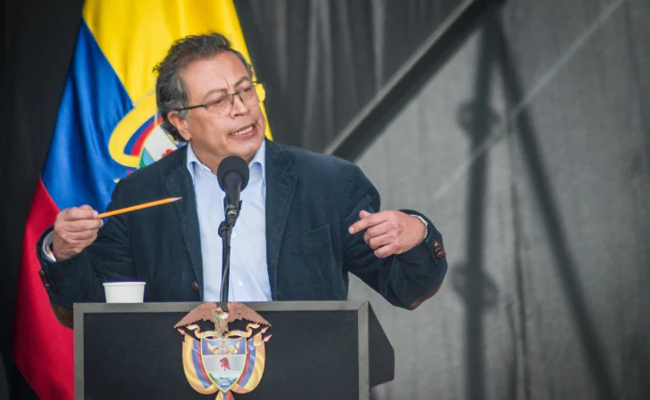 voto exterior Petro — Voto Exterior Petro: Presidente Insiste en Irregularidades Electorales