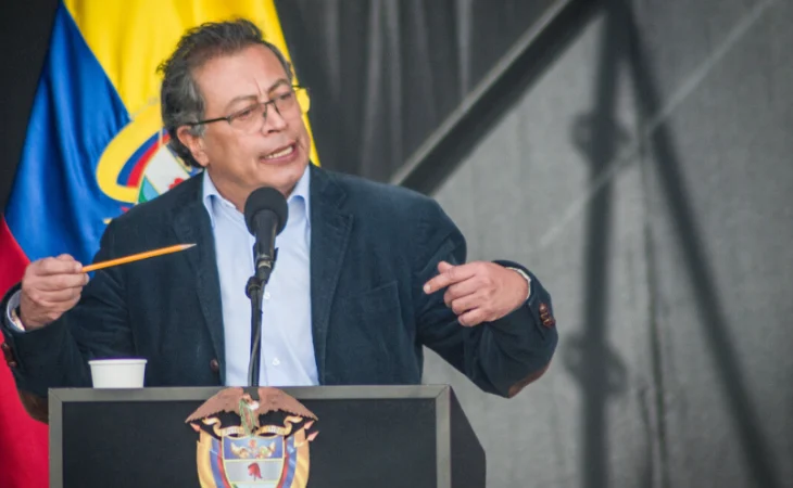 presunta corrupción Guerrero — Presunta Corrupción Guerrero: Petro y Rojas Reaccionan a Denuncias