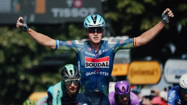 Victoria Tim Merlier Tour — Tim Merlier Consolida su Dominio con Victoria en la Octava Etapa del Tour de Fra