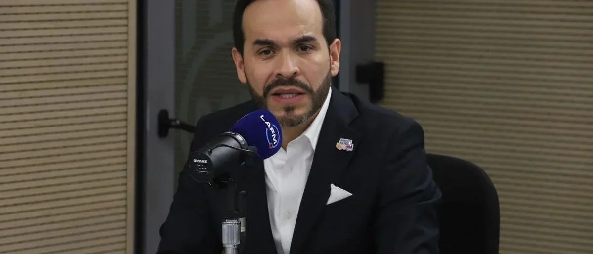 Futuro gobierno Abelardo — Astrología y Mitología: Perspectivas sobre el Futuro Gobierno Abelardo