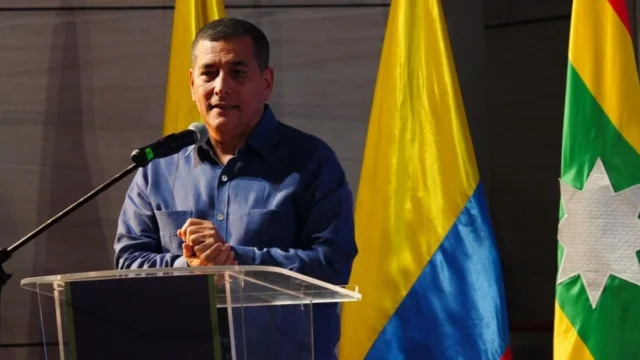 Consejo Seguridad Cartagena — Dumek Turbay Propone Cartagena para Primer Consejo de Seguridad Regional