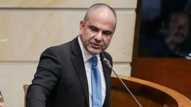 Presidencia Senado Centro Democrático — Centro Democrático Insiste en su Aspiración a la Presidencia del Senado