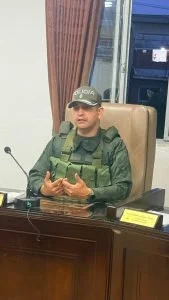 ataque seguridad Policía — Ataque Seguridad Policía: Hostigamiento a caravana de subcomandante en Risaralda