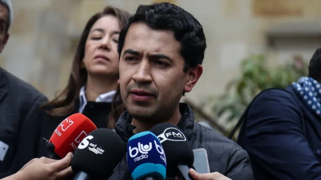 mayoría Comisión Acusación — Representante Briceño alerta por mayoría del petrismo en Comisión de Acusación