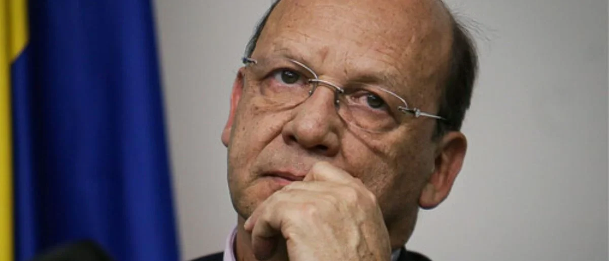 suspensión empalme gobierno — Suspensión Empalme Gobierno: Ministro Ávila explica decisión por "insultos"
