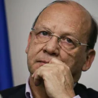 suspensión empalme gobierno — Suspensión Empalme Gobierno: Ministro Ávila explica decisión por "insultos"