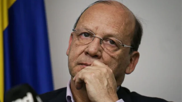 suspensión empalme gobierno — Suspensión Empalme Gobierno: Ministro Ávila explica decisión por "insultos"