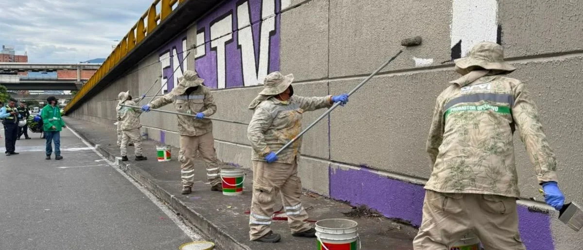 Polémica Mural Medellín — Polémica Mural Medellín: Gutiérrez responde a Petro por intervención artística