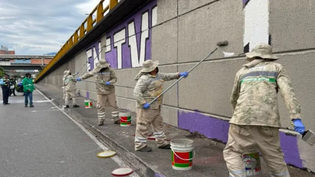 Polémica Mural Medellín — Polémica Mural Medellín: Gutiérrez responde a Petro por intervención artística