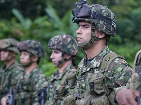Oleada terrorista Colombia — Oleada Terrorista Colombia: Combates y Ataques Recrudecen Tras Posesión Presiden