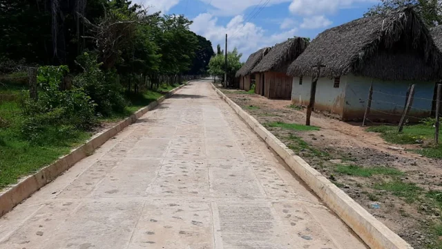plan choque vías — Gremios de transporte exigen Plan Choque Vías tras sismo del 10 de agosto