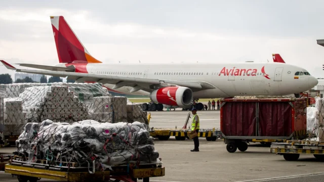 competitividad sector aéreo — IATA Propone Estrategias para la Competitividad del Sector Aéreo en Colombia