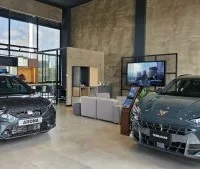 Vitrina CUPRA Pereira — CUPRA y SEAT inauguran vitrina en Pereira y consolidan expansión en Colombia