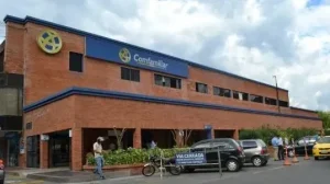 Afectaciones estructurales Comfamiliar — Comfamiliar Risaralda: Afectaciones Estructurales Tras Sismo de Magnitud 7,4