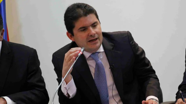 nueva dirección Ecopetrol — Luis Felipe Henao impulsa nueva dirección Ecopetrol y plantea fracking inmediato