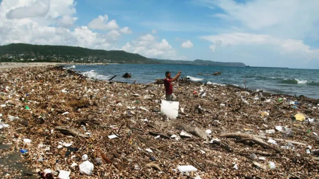 basura arroyos Barranquilla — Basura de Arroyos en Barranquilla: Un Agente que Modifica el Paisaje Costero