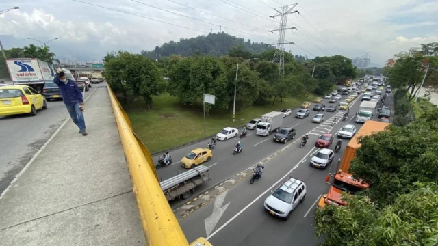 Pico y Placa Medellín 25 agosto — Pico y Placa Medellín 25 agosto: Restricciones Clave y su Impacto en la Movilida