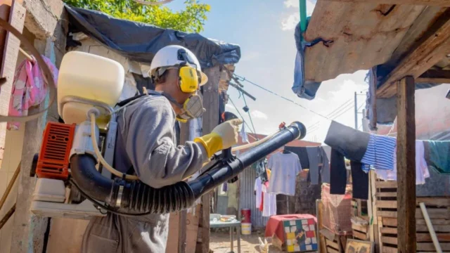 subregistro de dengue en Colombia — Alerta Sanitaria: Subregistro de Dengue en Colombia Podría Ser 25 Veces Mayor