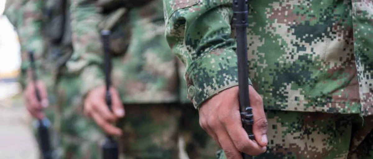 Ejército desmiente falso soldado — Ejército Desmiente Falso Soldado Viral Elogiado por Petro