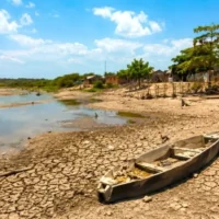 Fenómeno El Niño — Fenómeno El Niño: Colombia se prepara para un evento de intensidad histórica
