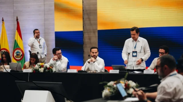 reorganización Policía Nacional — Reorganización Policía Nacional: De La Espriella Anuncia Nuevos Mandos y Sede en
