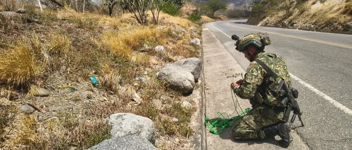 Cierre Vía Panamericana — Cierre Vía Panamericana: Área minada interrumpe paso en Cauca y Nariño