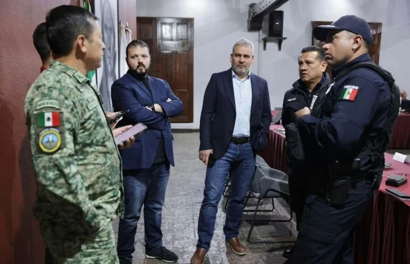 exportación aguacate Michoacán — Alerta de Seguridad en Michoacán Impacta Exportación de Aguacate Hacia Estados U