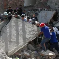indemnizaciones por terremoto Pereira — Familias de Pereira Acceden a Indemnizaciones por Terremoto