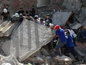 indemnizaciones por terremoto Pereira — Familias de Pereira Acceden a Indemnizaciones por Terremoto