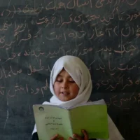 Educación niñas Afganistán — Educación Niñas Afganistán: Millones privadas de escuela por veto talibán