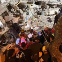 búsqueda desaparecidos Cali — Búsqueda Desaparecidos Cali: Madre de Bebé Rescatado Tras Sismo Sigue sin Aparec
