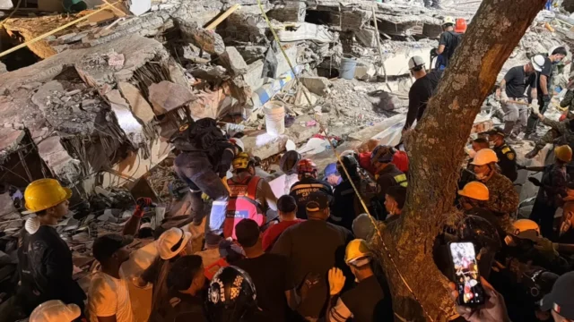 búsqueda desaparecidos Cali — Búsqueda Desaparecidos Cali: Madre de Bebé Rescatado Tras Sismo Sigue sin Aparec