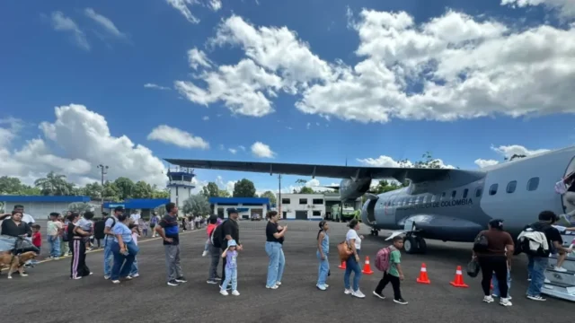 evacuación familias militares — Evacuación familias militares: traslado tras terremoto en Buenaventura