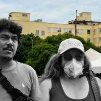 Rescate HUV — Agonía por el Rescate HUV: Familias Claman Celeridad Tras Siete Días Bajo Escomb