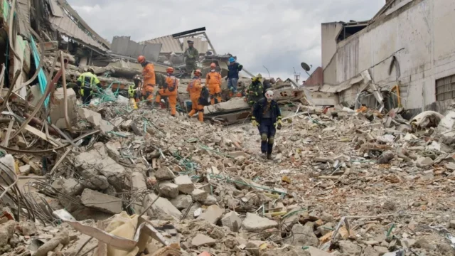 Día de las Velitas — Día de las Velitas: Cali convoca jornada de unidad y esperanza tras sismo en Col