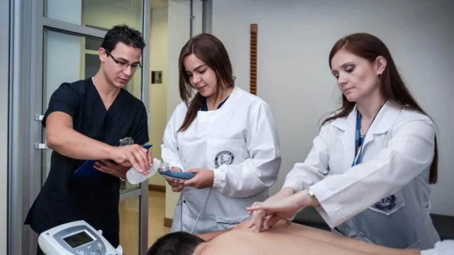Controles belleza Medellín — Controles belleza Medellín: Cierres por riesgos en el 75% de establecimientos in