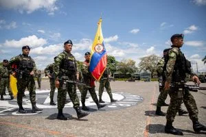suspensión porte armas — Suspenden Porte de Armas en el Eje Cafetero: Medida de Seguridad Temporal