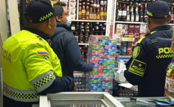 incautación mercancía ilegal Bogotá — DIAN Incauta $1.400 Millones en Mercancía Ilegal en el Centro de Bogotá