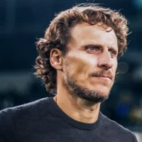 Diego Forlán Uruguay DT — Diego Forlán Asume como DT de Uruguay tras Salida de Bielsa