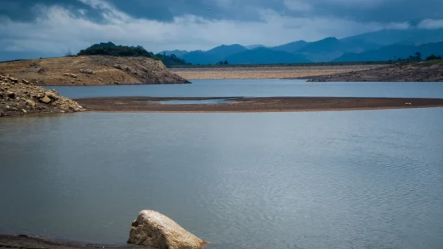 embalses Cundinamarca — Embalses de Cundinamarca mejoran, pero se alistan para el impacto de El Niño