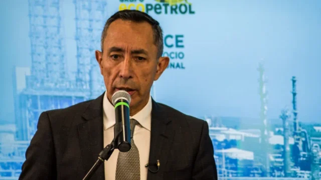 violación topes campaña — Acusación Formal contra Ricardo Roa por Violación Topes Campaña Petro